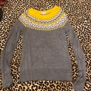 Grey sweater with decorative neck
